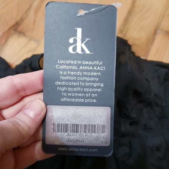 anna-kaci Black Gauzy Floral Blouse New NWT Ladies Small Gothic Noir Lolita - Picture 4 of 4